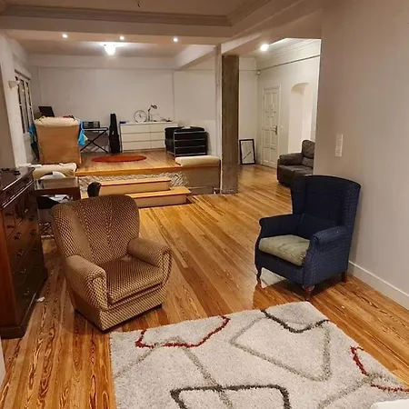 Habitación Amplia Con Baño Privado A Pasos De La Playa, En Piso Compartido * San Sebastián