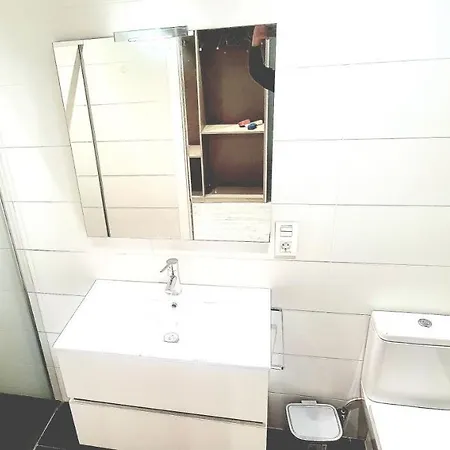 Habitación Amplia Con Baño Privado A Pasos De La Playa, En Piso Compartido Quarto em Acomodações Particulares